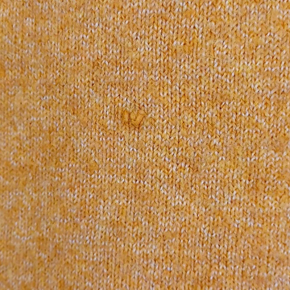 Yellow sweater - Picture 4 of 7